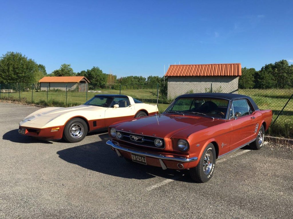 ... et quoi de mieux que d'y aller en Corvette ?