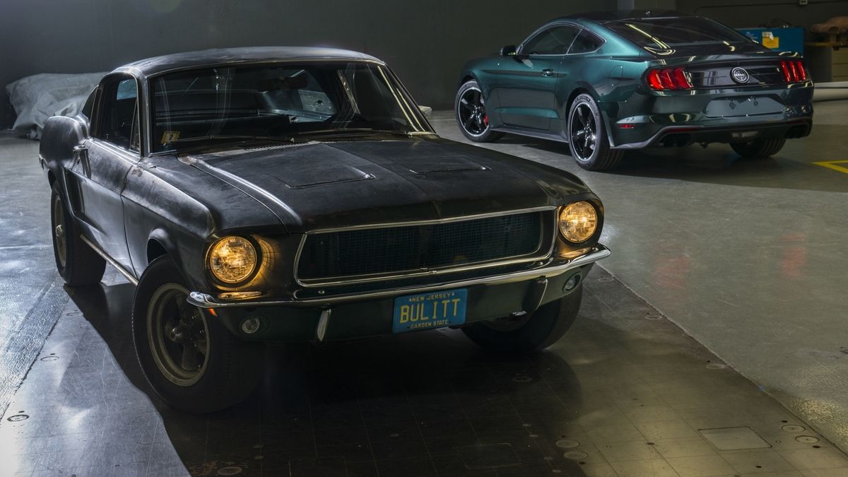 L'ex-Mustang de McQueen dans Bullitt, aux côté de la Bullitt 2018