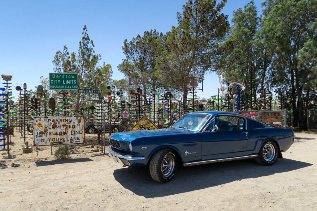 Mustang fastback 1966 de Kelly à Barstow en Californie