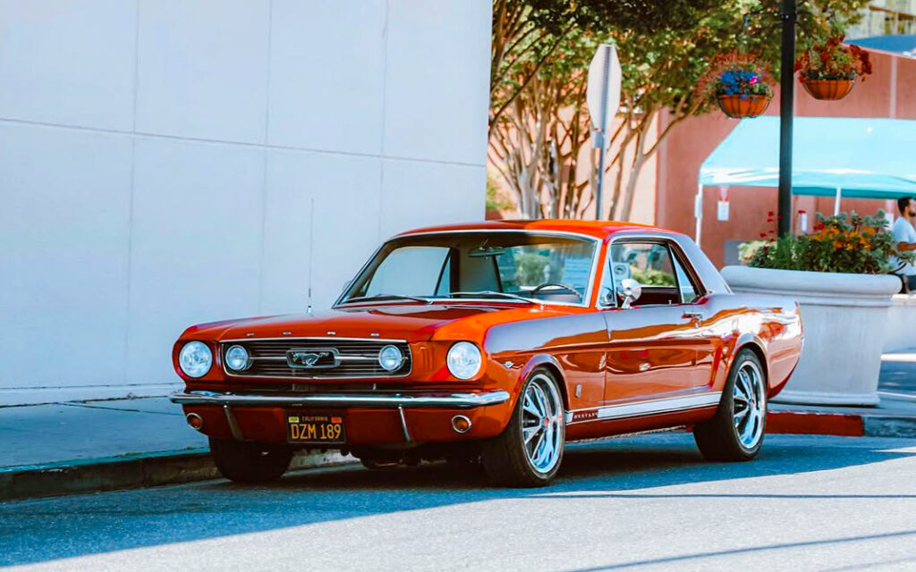 Mustang GT 1966 de Francesca avec roues 17 pouces