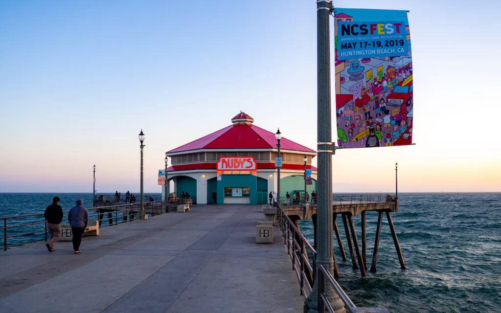 Le Ruby's Diner, sur l'Huntington Beach Pier.