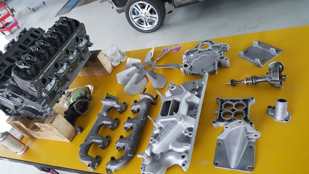 Le V8 289ci est lui aussi remplacé (une nouvelle fois) par un autre 289ci.