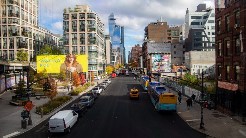 Vue sur une rue de Manhattan depuis la High Line de New York