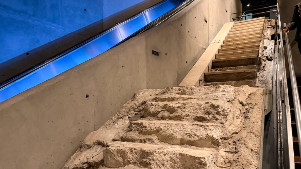Une partie des escaliers empruntés par les occupants des tours du 11 septembre pendant les attentats...