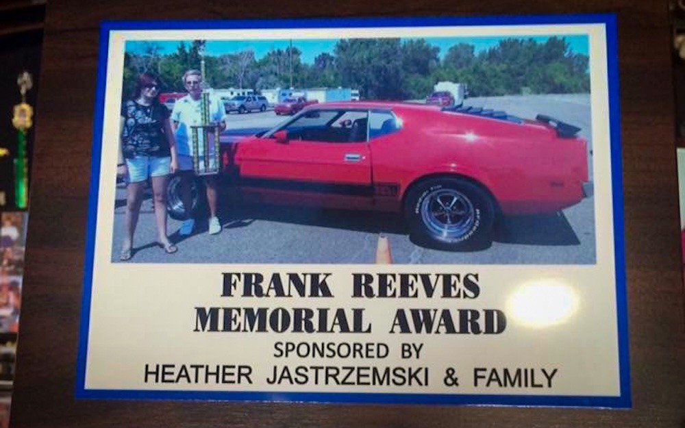 Photo encadrée de Heather et de son grand-père Frank offerte après son décès